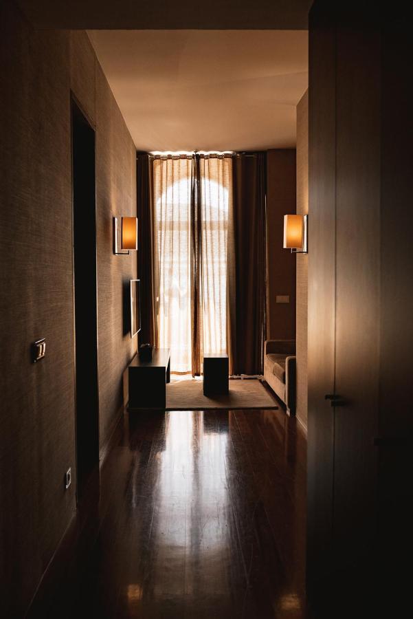 Hotel M'Ar De Ar Aqueduto Évora Exteriér fotografie A room at the Mandarin Oriental, Milan