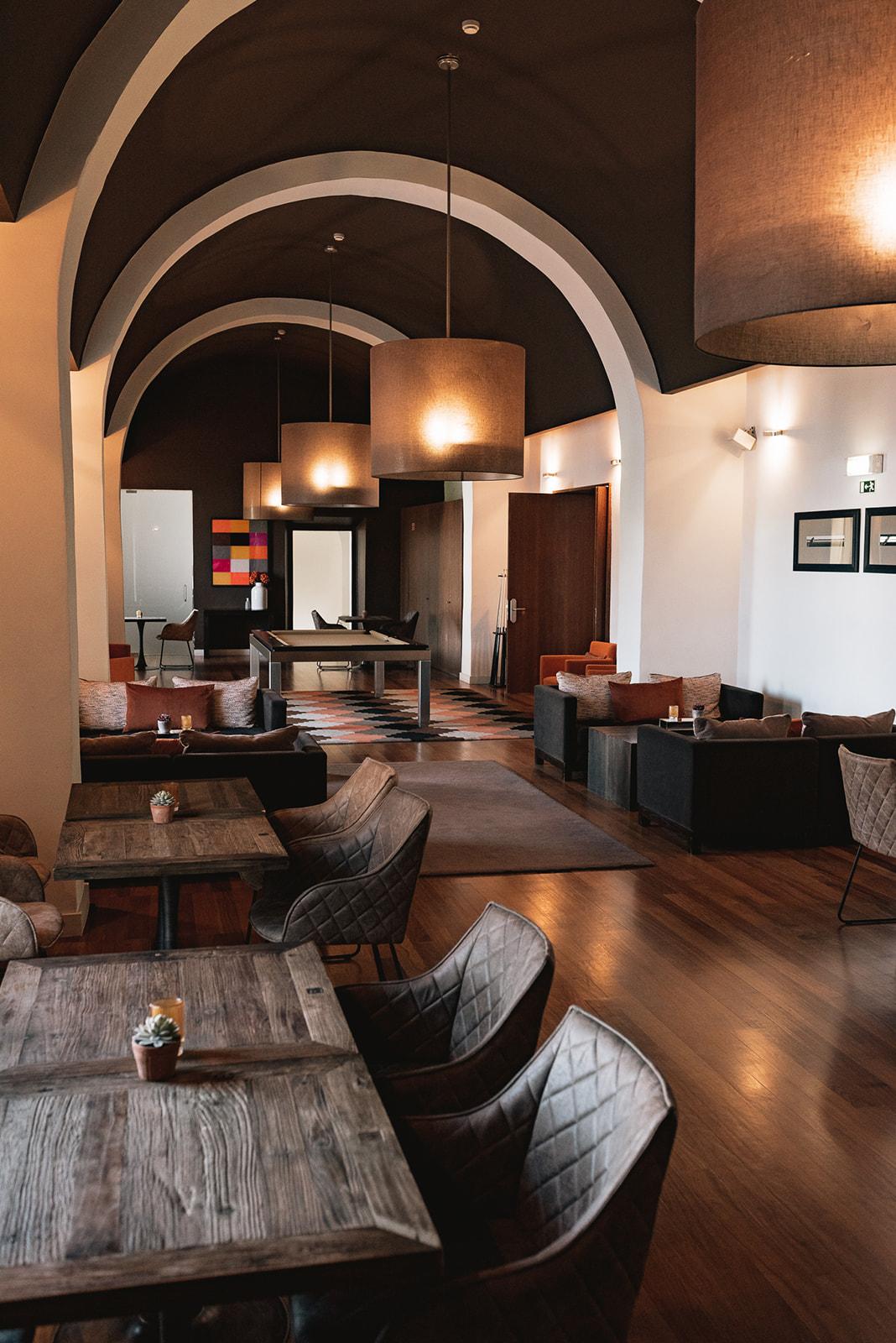 Hotel M'Ar De Ar Aqueduto Évora Exteriér fotografie The interior of the lounge