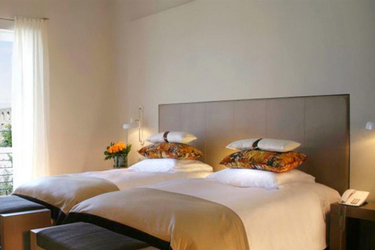 Hotel M'Ar De Ar Aqueduto Évora Exteriér fotografie A room at the hotel